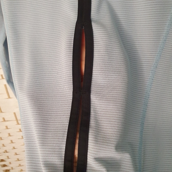 Lululemon Running Top Size 4/XS Womens - Picture 6 of 7